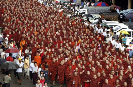 monaci myanmar